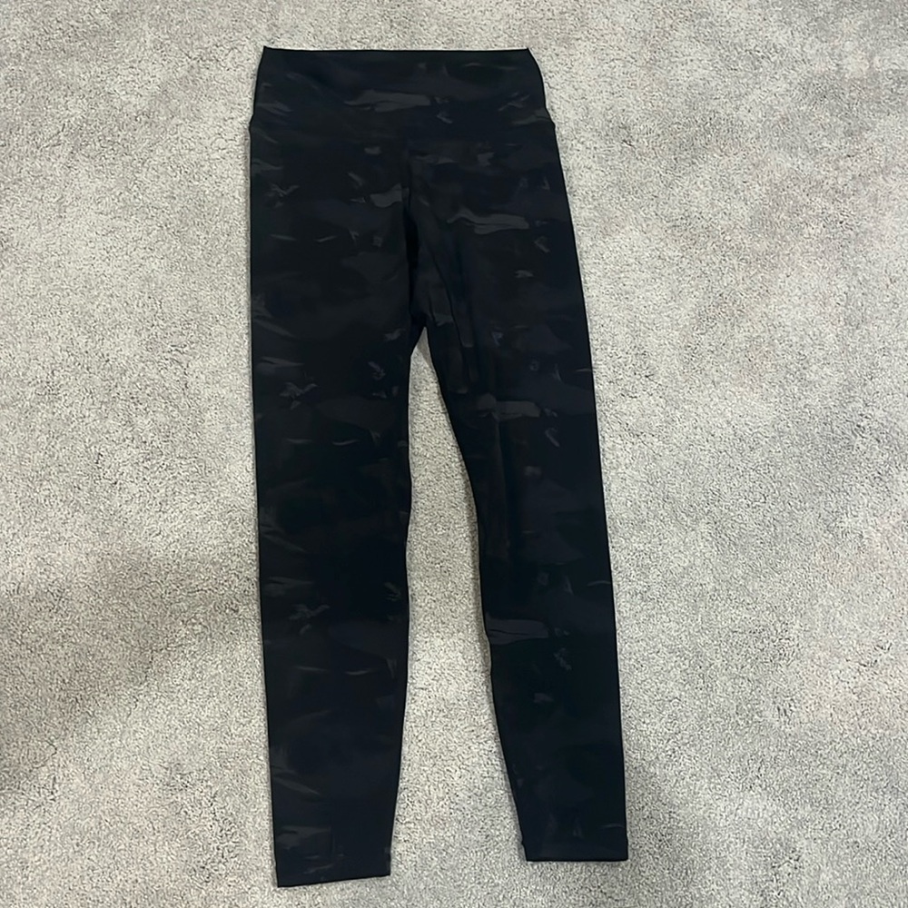 colorfulkoala black camo leggings